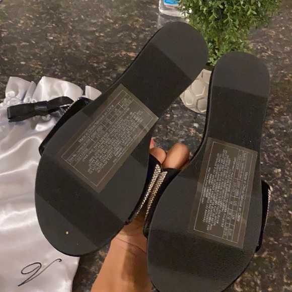 Womens Victoria Secret Rhinestone Slides Size 7/8 - Picture 3 of 3